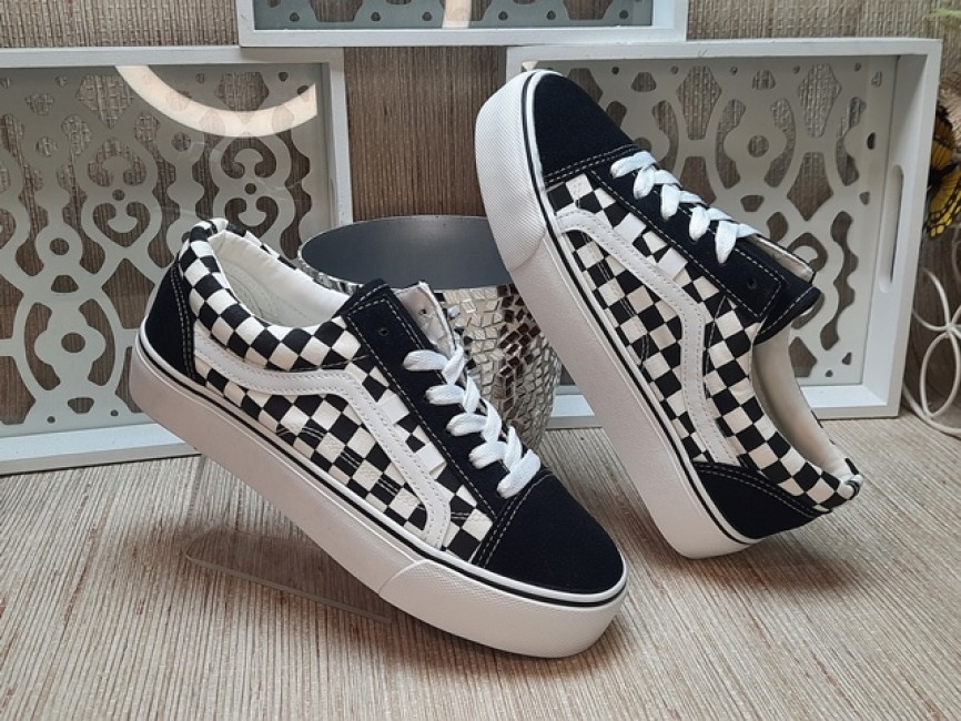 Calzado Deportivo Vans Negras Con Cuadros SNEAKERS CUADROS LONA