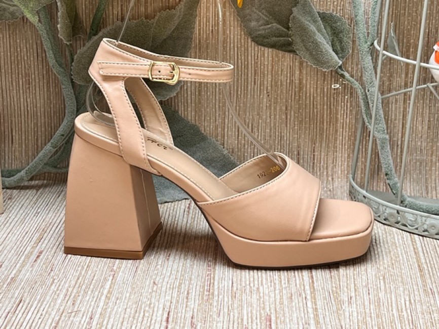 Sandalias Zapatos De Mujer Con Plataforma Color Beige Sandalias